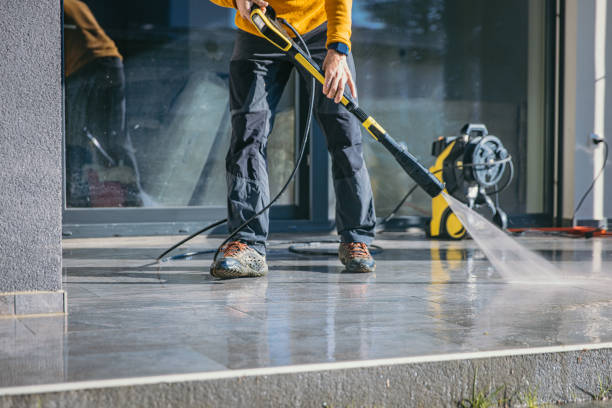 Post-Construction Pressure Washing in Hampton, IL